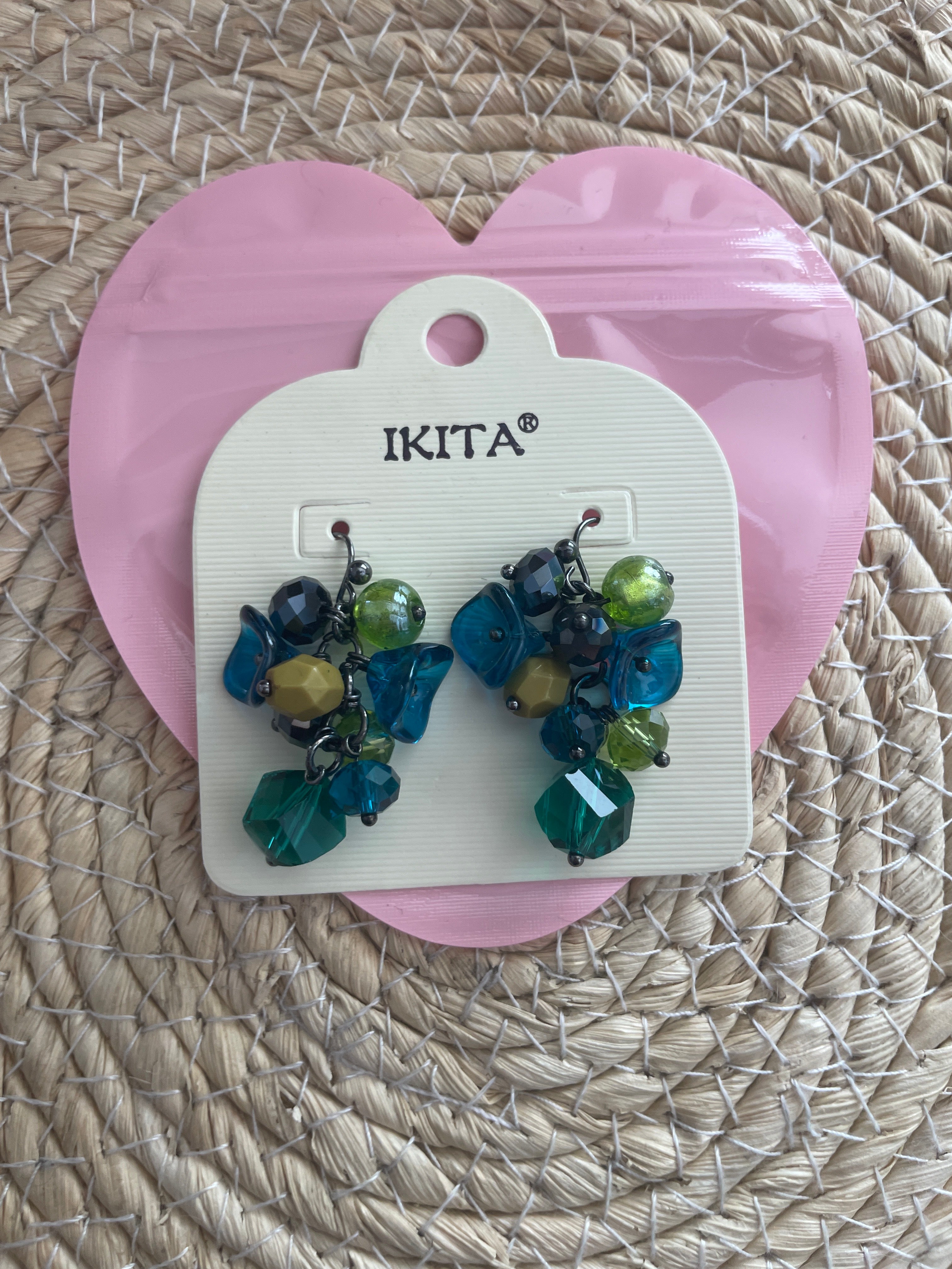 Boucles d'oreilles fantaisie IKITA – métal hypoallergénique