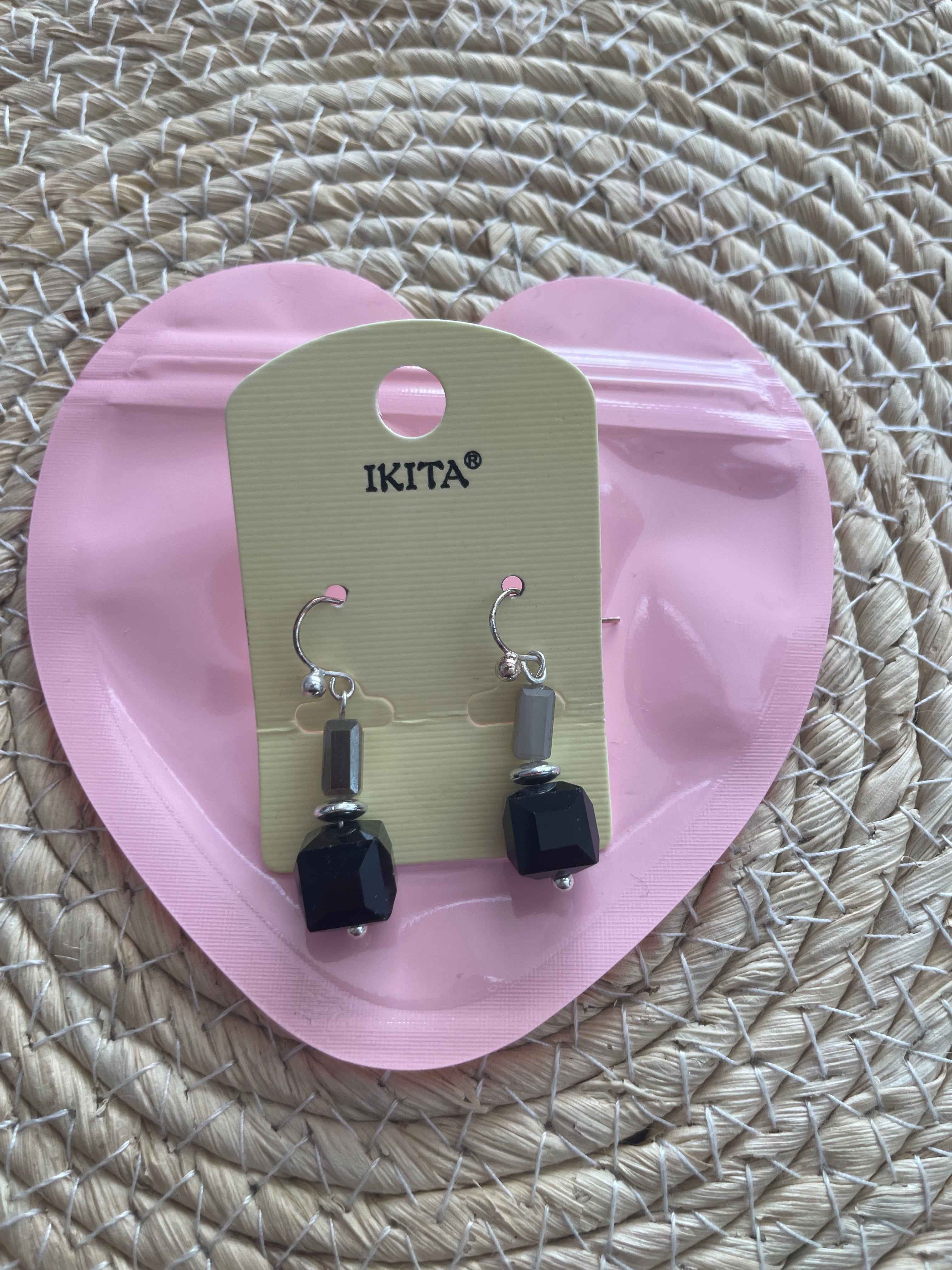 Boucles d'oreilles fantaisie IKITA – métal hypoallergénique