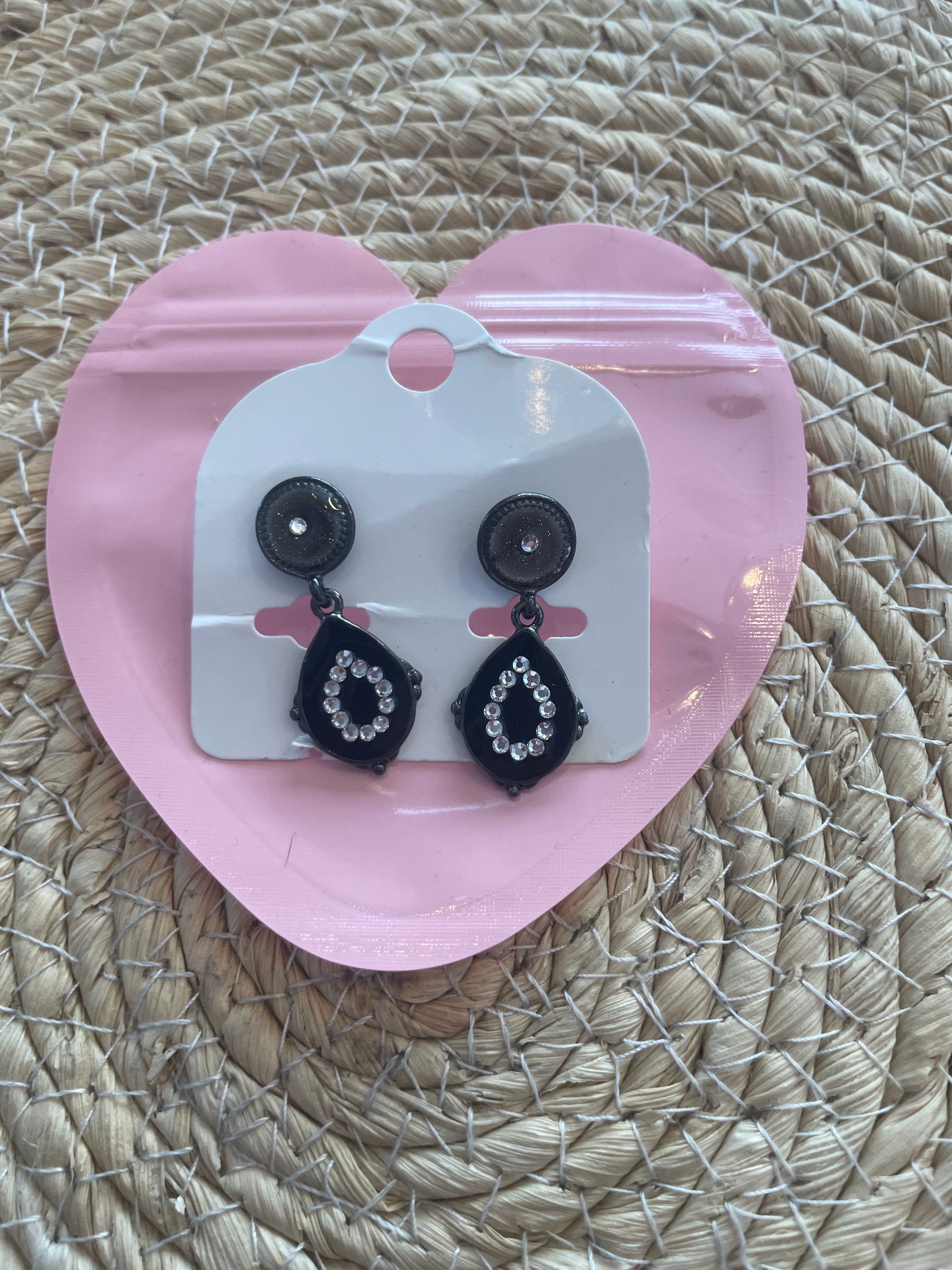 Boucles d'oreilles fantaisie IKITA – métal hypoallergénique